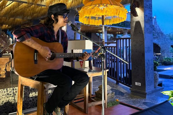 acoustic-perform
